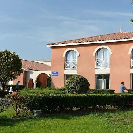 Résidence Odalys Côté Canal Sallèles-dʼAude